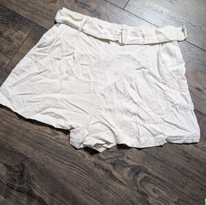 Gentle‎ Fawn Beige Linen Blend Shorts Size Medium